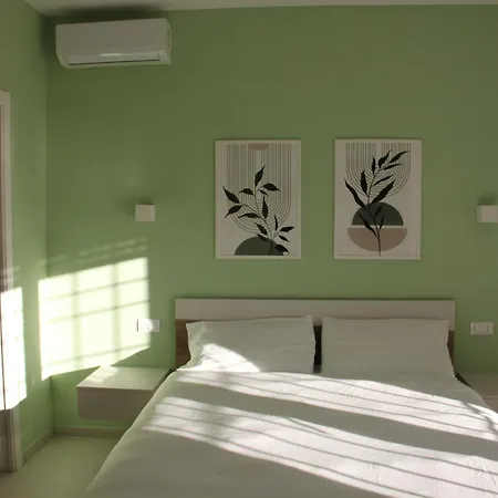 فندق مبيت وإفطار Il Melograno 3*